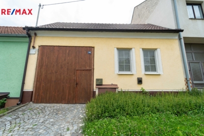 2951845.jpg 2951845.jpg