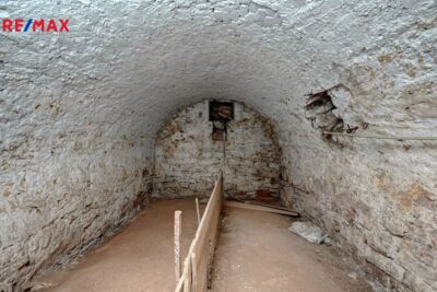 2352267.jpg 2352267.jpg