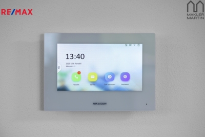 3084196.jpg 3084196.jpg