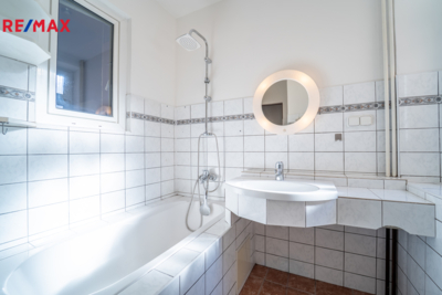 3039546.jpg 3039546.jpg