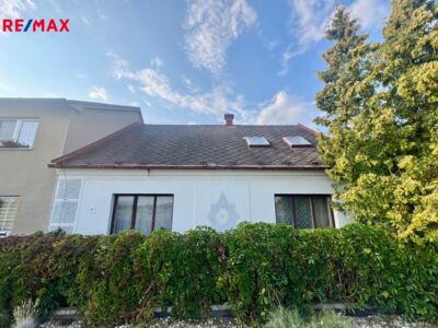 3045535.jpeg 3045535.jpeg