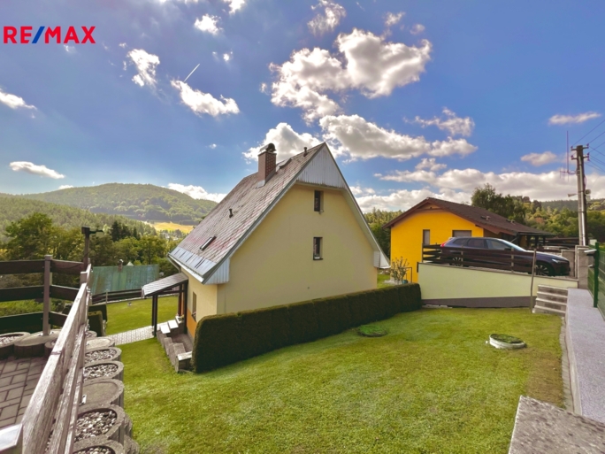 2964467.jpg 2964467.jpg