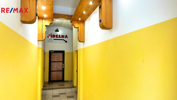 3048791.jpeg 3048791.jpeg