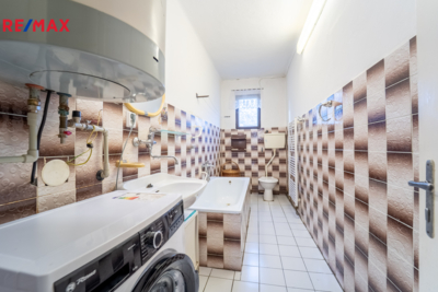 3064941.jpg 3064941.jpg