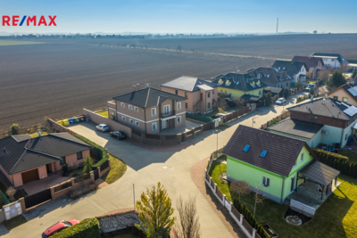 2686523.jpg 2686523.jpg