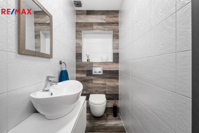 3073095.jpg 3073095.jpg