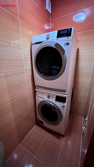 2796087.jpg 2796087.jpg