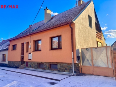 3142283.jpg 3142283.jpg