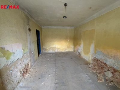 3054328.jpg 3054328.jpg