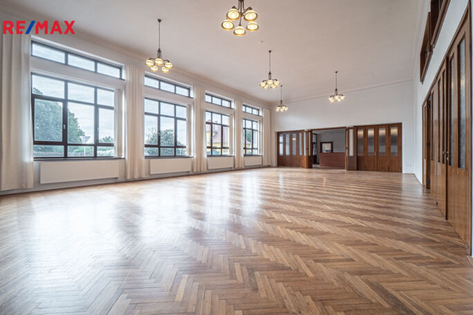 Prodej administrativní budovy, 727 m2, Ostrovačice - obrázek 3