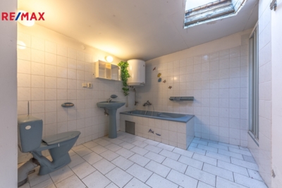 3038004.jpg 3038004.jpg