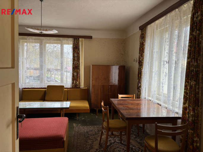 2734443.jpg 2734443.jpg