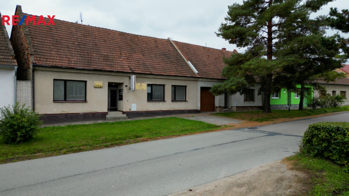 Prodej rodinného domu, 252 m2, Modřice - obrázek 2