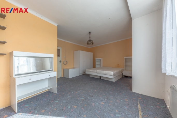 3037997.jpg 3037997.jpg