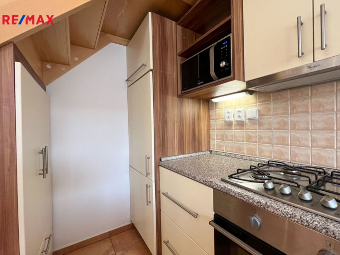 Prodej rodinného domu, 70 m2, Bukovina - obrázek 10