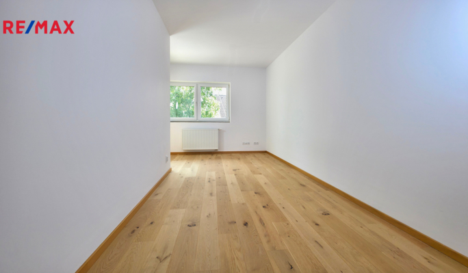 2786300.jpg 2786300.jpg