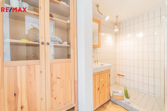 2952291.jpg 2952291.jpg