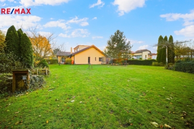 3076845.jpg 3076845.jpg