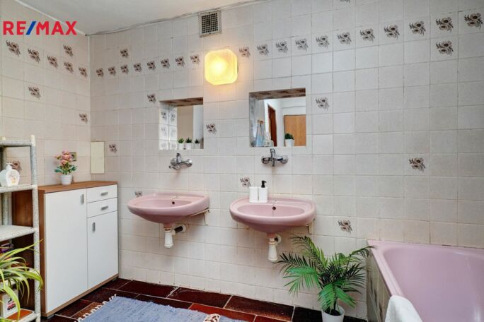 Prodej rodinného domu, 224 m2, Bzenec - obrázek 14