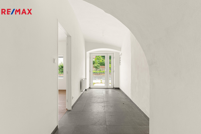 2864889.jpg 2864889.jpg