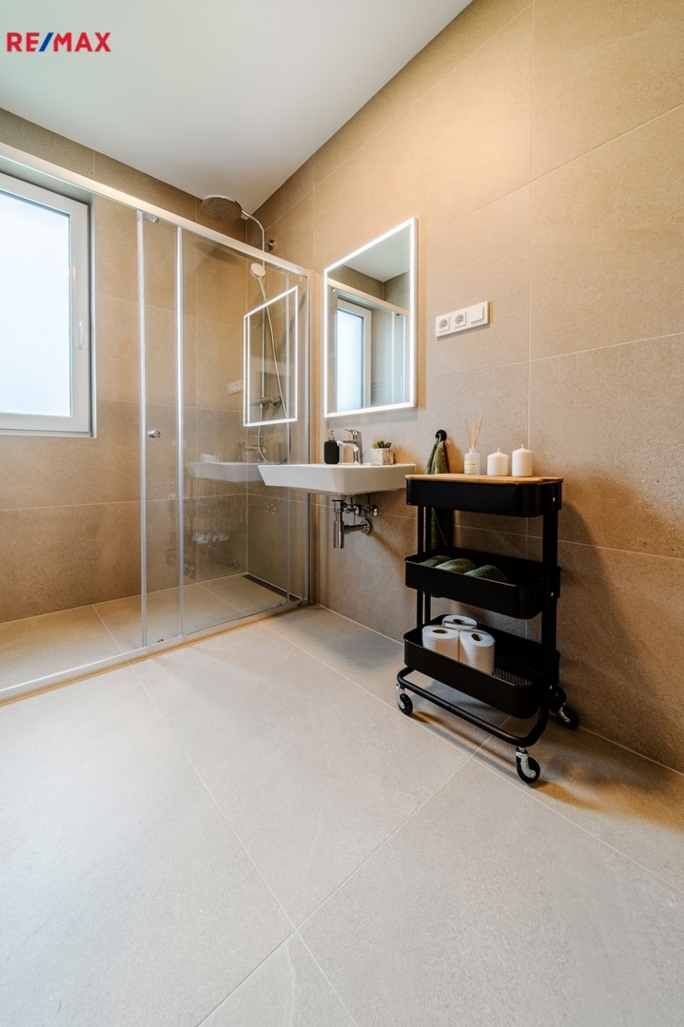 Prodej rodinného domu, 151 m2, Lysice - obrázek 24