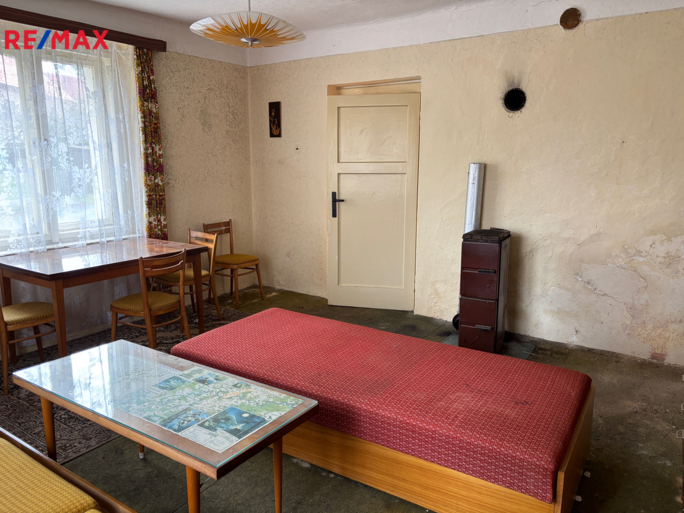 2734445.jpg 2734445.jpg