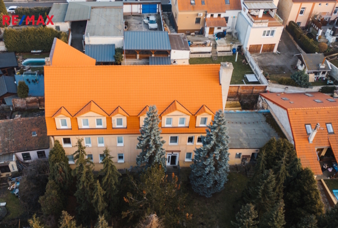 3143975.jpg 3143975.jpg