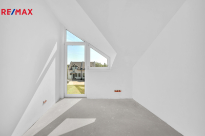 2958700.jpg 2958700.jpg