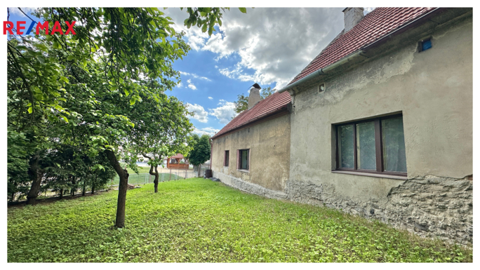 2829755.jpg 2829755.jpg