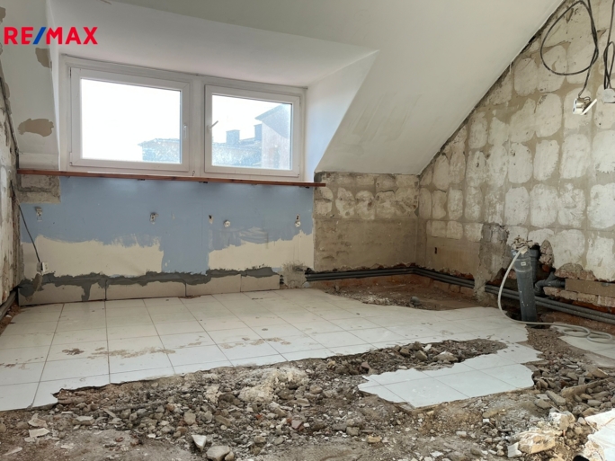 3058080.jpeg 3058080.jpeg