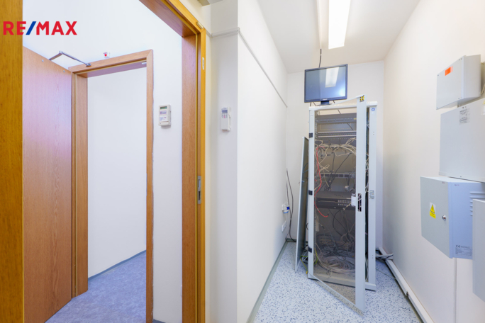 3050378.jpg 3050378.jpg