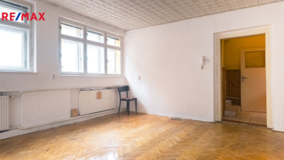 2985835.jpg 2985835.jpg