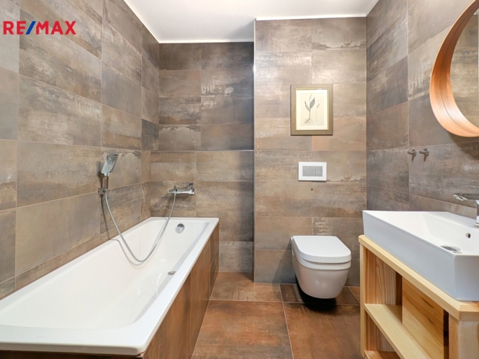 3066652.jpg 3066652.jpg