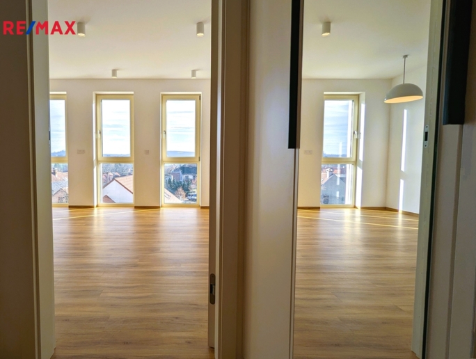 Pronájem bytu 2+kk, 50 m2, Rousínov - obrázek 9