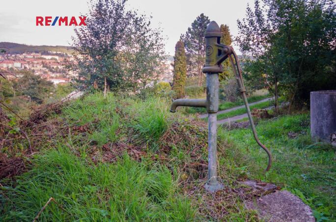 Chata 34 m2, pozemek 300 m2 - obrázek 8