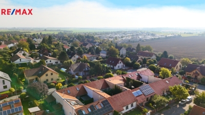 3035082.jpg 3035082.jpg