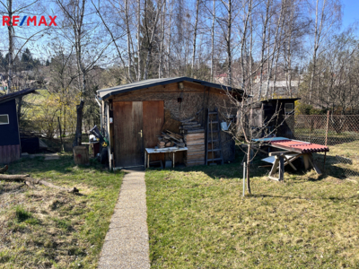 2735842.jpg 2735842.jpg