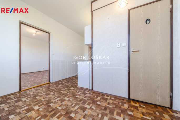 3064952.jpg 3064952.jpg