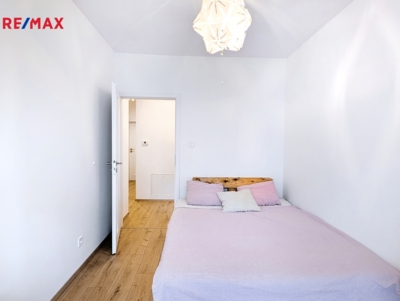 3072682.jpg 3072682.jpg