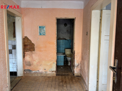 2734442.jpg 2734442.jpg