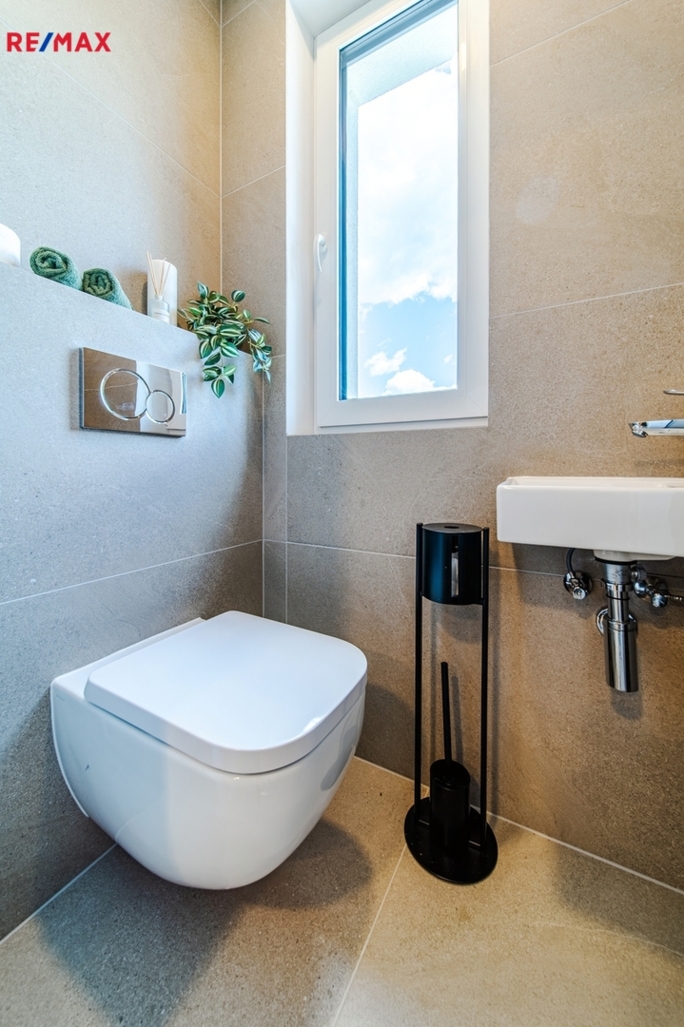 Prodej rodinného domu, 151 m2, Lysice - obrázek 25