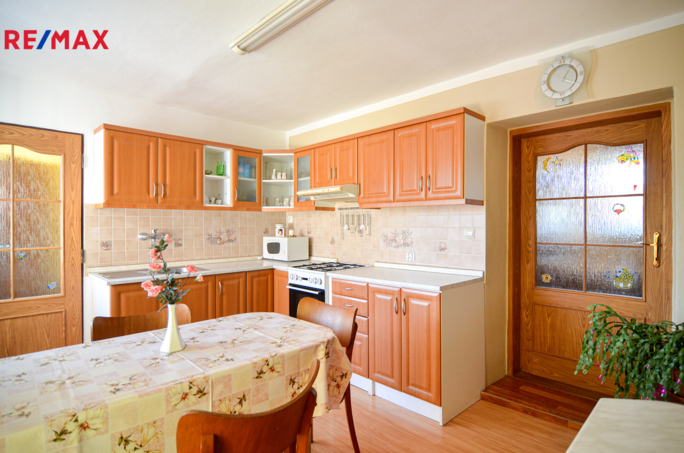 Prodej rodinného domu, 242 m2, Uhřice - obrázek 17