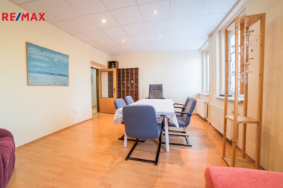 3143894.jpg 3143894.jpg