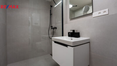 3161278.jpg 3161278.jpg