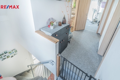 3033865.jpg 3033865.jpg