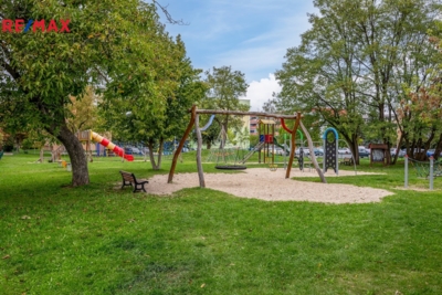 3065081.jpg 3065081.jpg