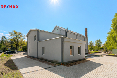 2829907.jpg 2829907.jpg