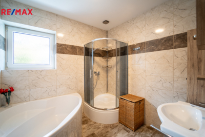 3068202.jpg 3068202.jpg