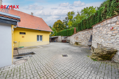 3063416.jpg 3063416.jpg