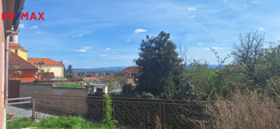 2742738.jpg 2742738.jpg